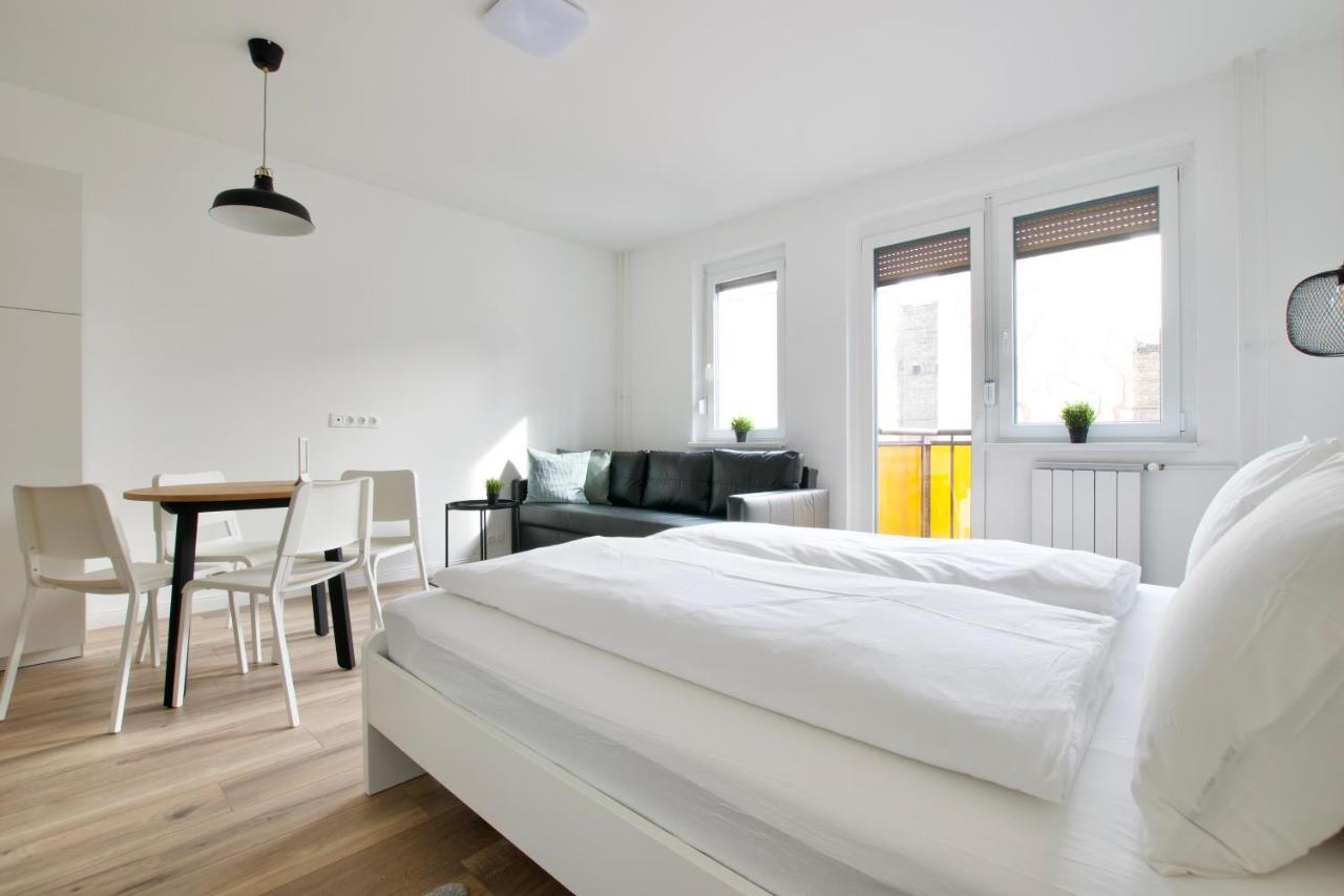 Standard Apartment By Hi5 - Dessewffy 37 Suites Будапеща Екстериор снимка