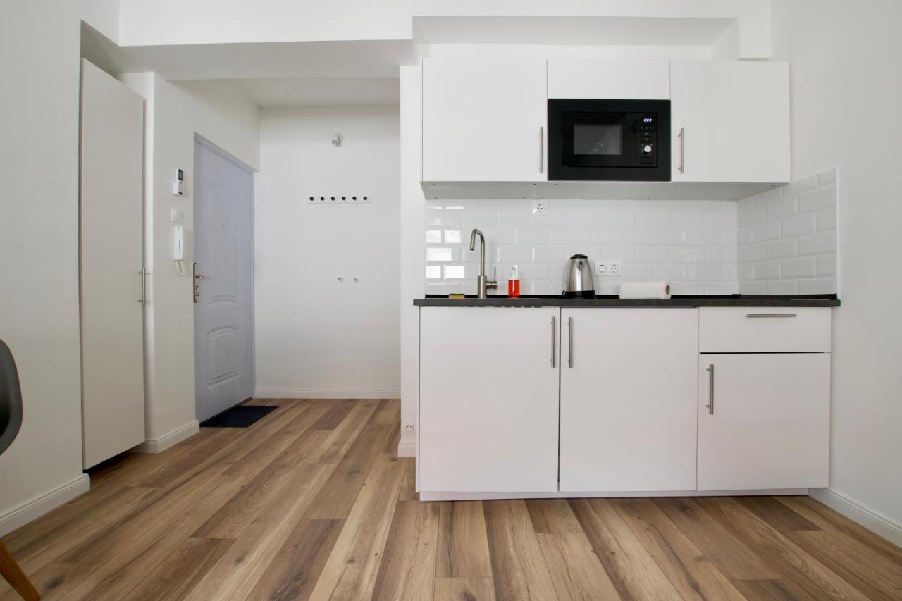 Standard Apartment By Hi5 - Dessewffy 37 Suites Будапеща Екстериор снимка