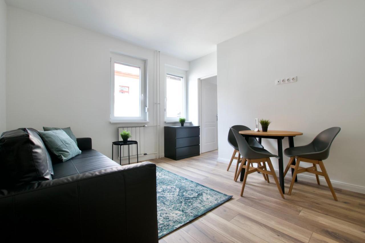 Standard Apartment By Hi5 - Dessewffy 37 Suites Будапеща Екстериор снимка